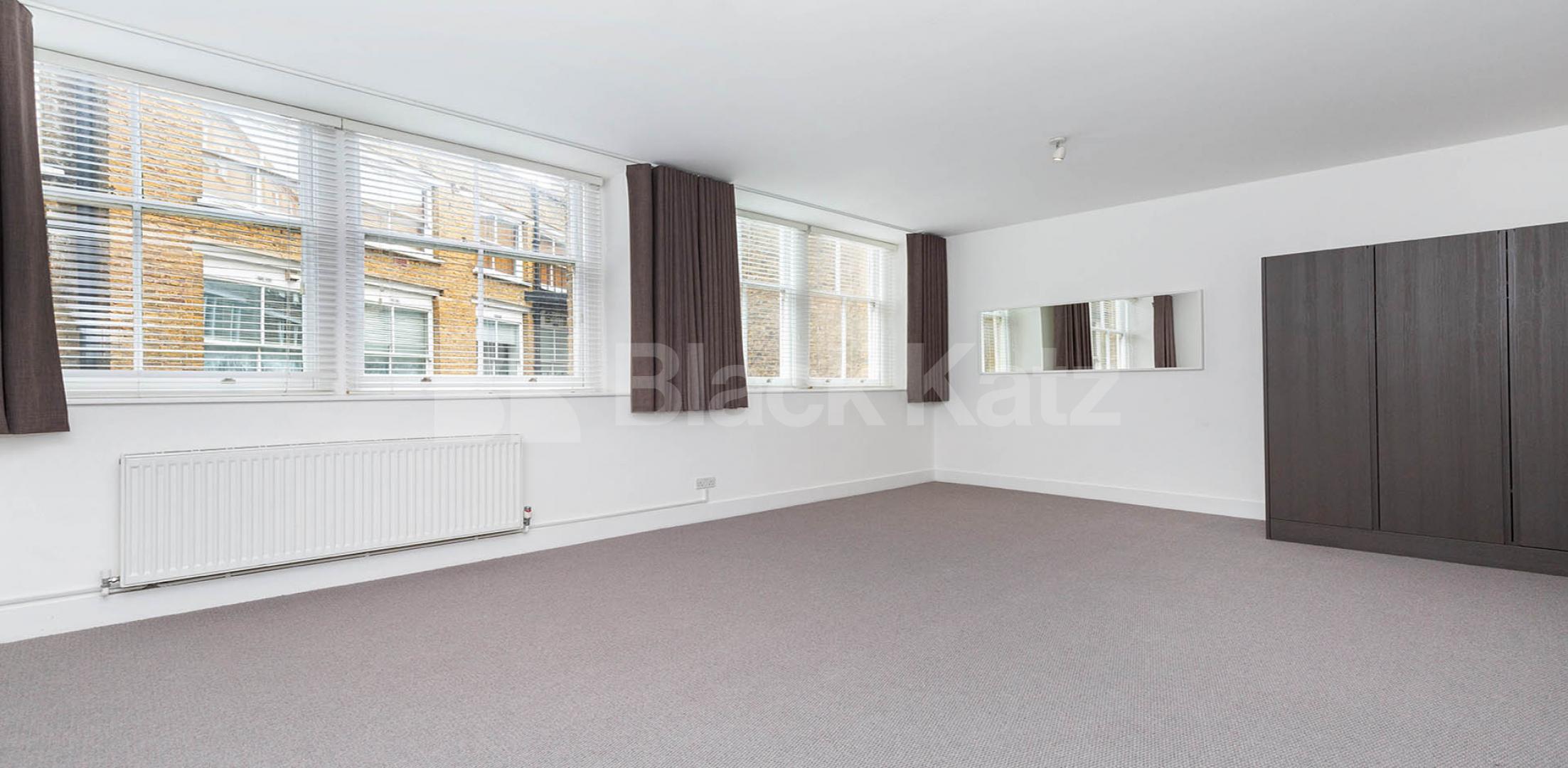 			2 Bedroom, 2 bath, 1 reception Apartment			 TABERNACLE STREET EC2A, OLD STREET - SHOREDITCH - LIVERPOOL STREET